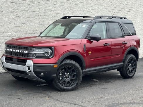 New 2025 Ford Bronco Sport Badlands image 2