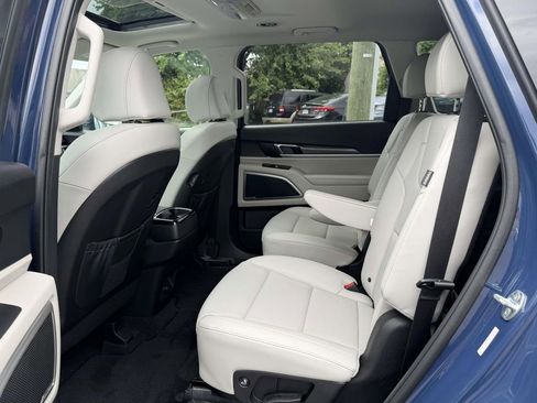 Used 2024 Kia Telluride S w/ S Sunroof Package AWD/4WD image 15