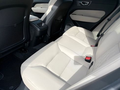 New 2026 Volvo XC60 B5 Plus w/ Protection Package Premier image 20