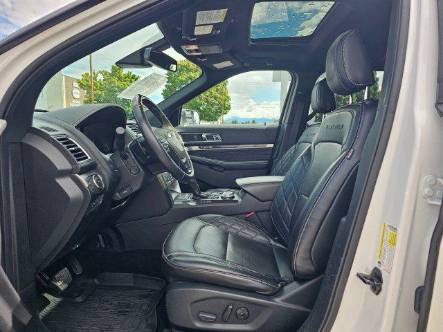 Used 2019 Ford Explorer Platinum AWD/4WD image 28