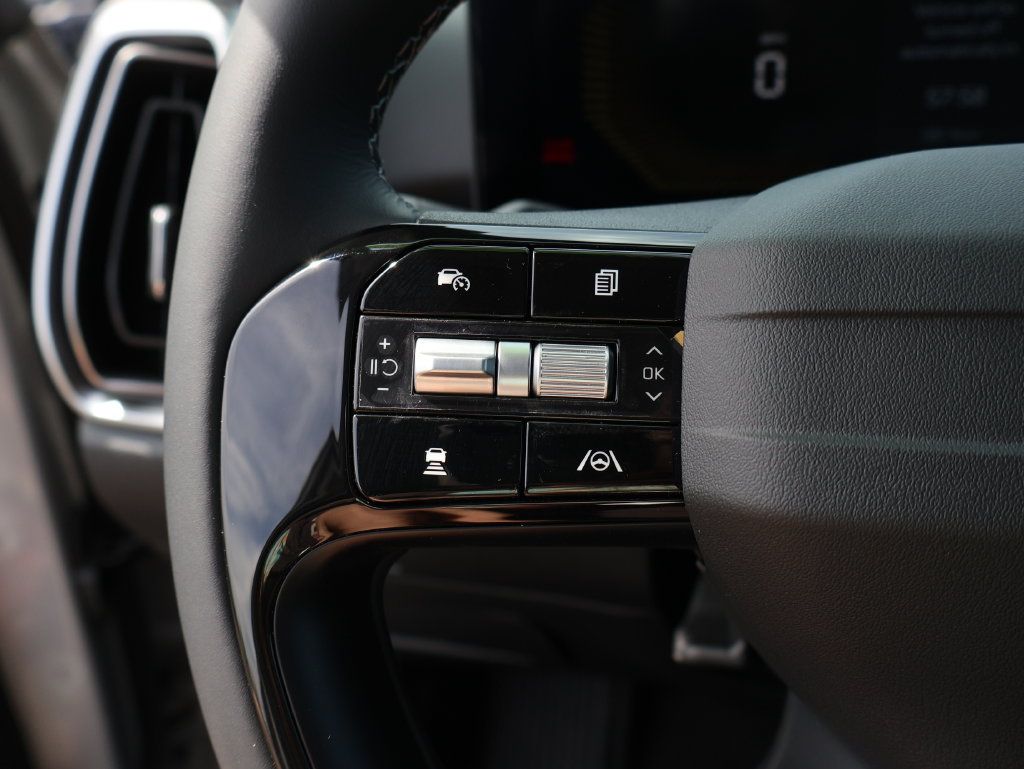 New 2026 Kia Sorento EX AWD/4WD image 31