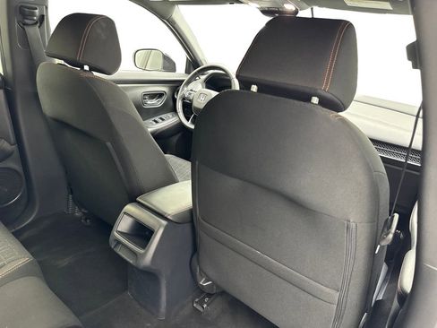 Used 2023 Honda HR-V Sport image 40