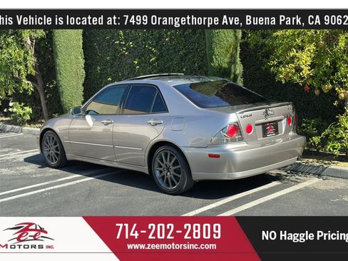 Used 2004 Lexus IS 300 RWD image 10