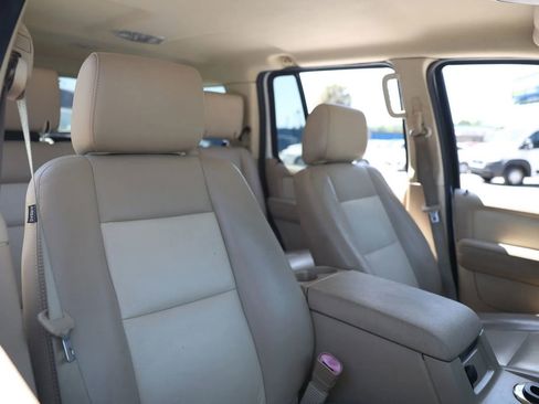 Used 2006 Ford Explorer Eddie Bauer AWD/4WD image 19