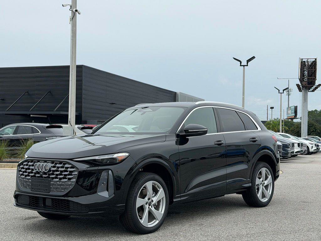 New 2026 Audi Q5 Premium Plus AWD/4WD image 6