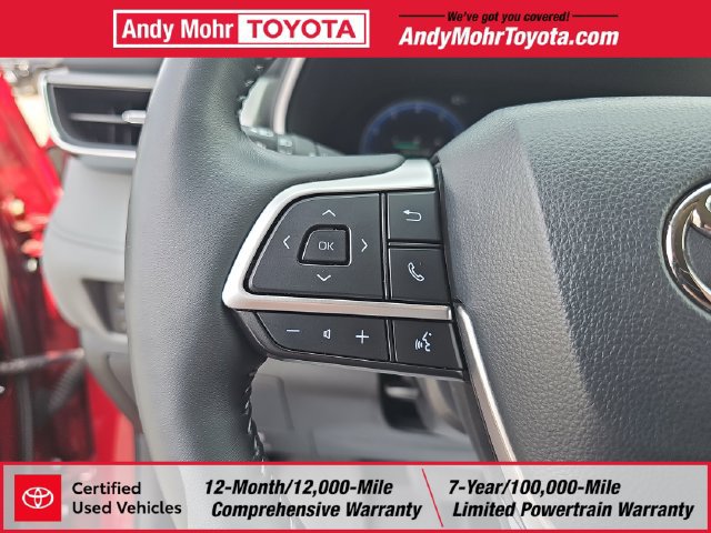 Certified 2026 Toyota Highlander Platinum AWD/4WD image 17