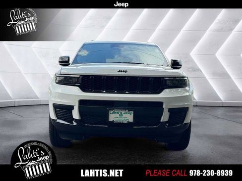 New 2025 Jeep Grand Cherokee L Altitude image 2