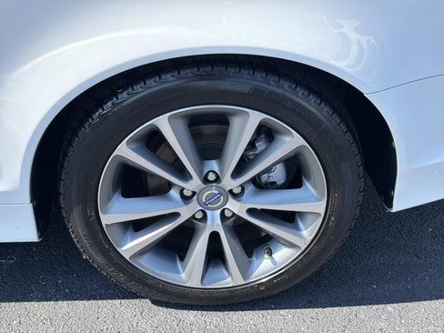 Used 2013 Volvo C70 T5 FWD image 11