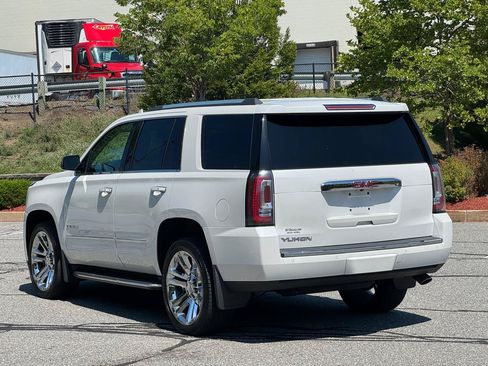 Used 2018 GMC Yukon Denali AWD/4WD image 4
