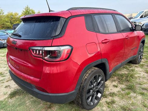Used 2021 Jeep Compass Latitude AWD/4WD image 15