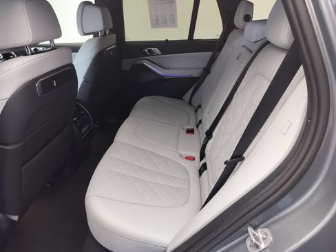 Certified 2026 BMW X5 xDrive40i AWD/4WD image 19