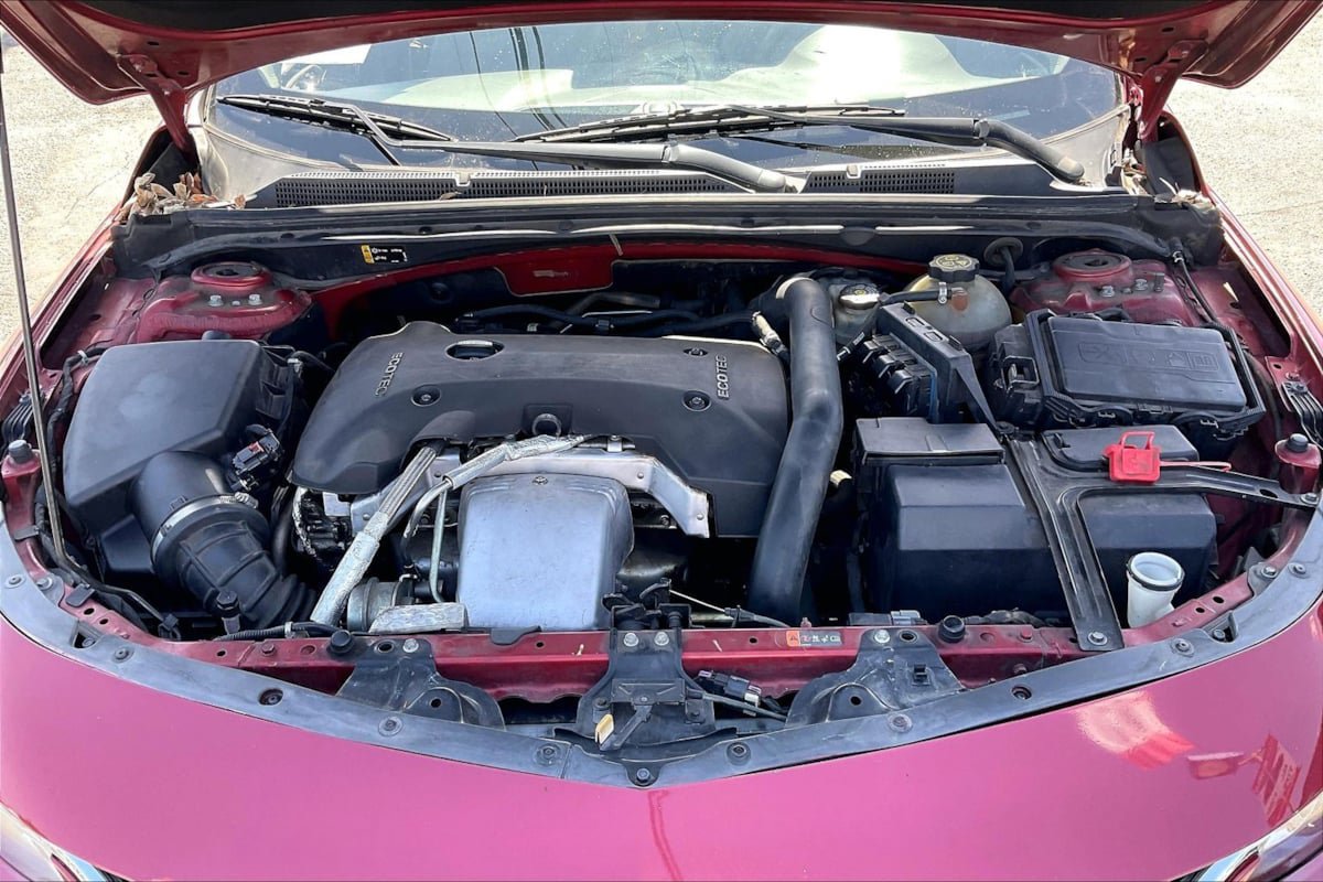 Used 2016 Chevrolet Malibu LT FWD image 10
