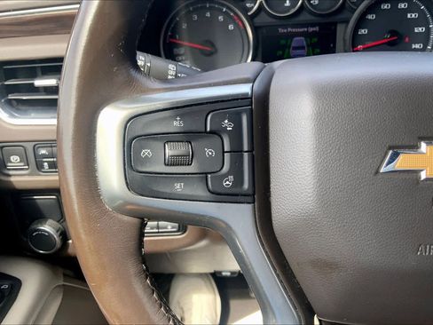Used 2021 Chevrolet Tahoe LT w/ LT Signature Package RWD image 24