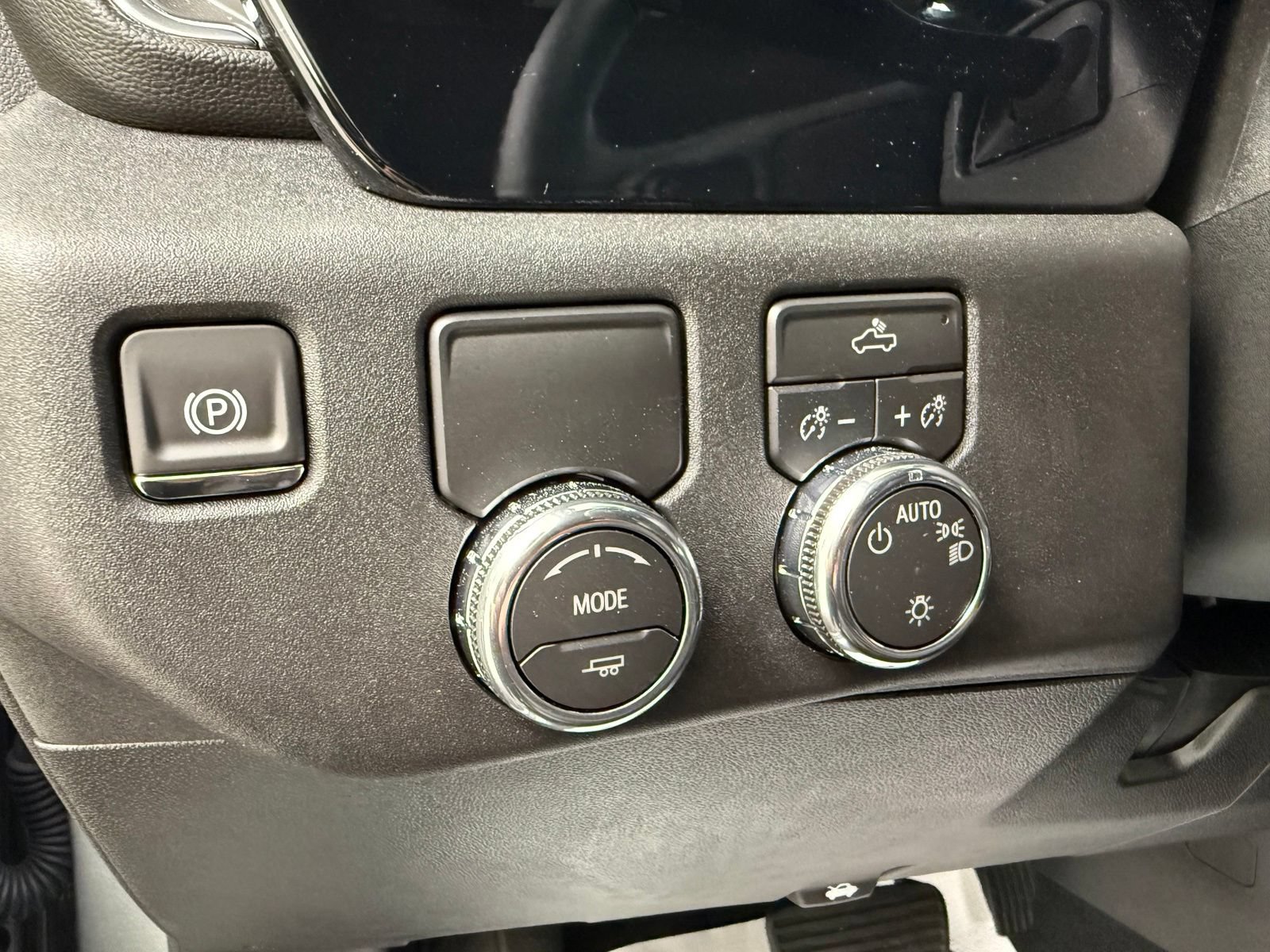 Used 2026 GMC Sierra 1500 SLE w/ Preferred Package RWD image 15