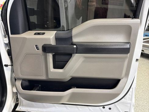 Used 2022 Ford F350 XL w/ Power Equipment Group image 55