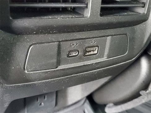 Certified 2024 GMC Canyon Elevation w/ Elevation Premium Package image 11