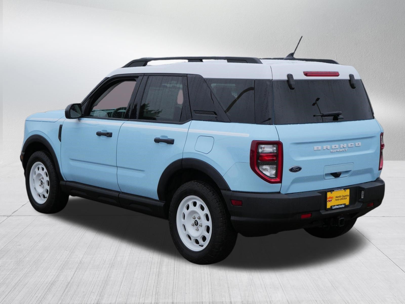 Certified 2023 Ford Bronco Sport Heritage AWD/4WD image 5