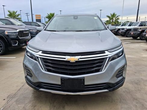 Used 2024 Chevrolet Equinox LT AWD/4WD image 2