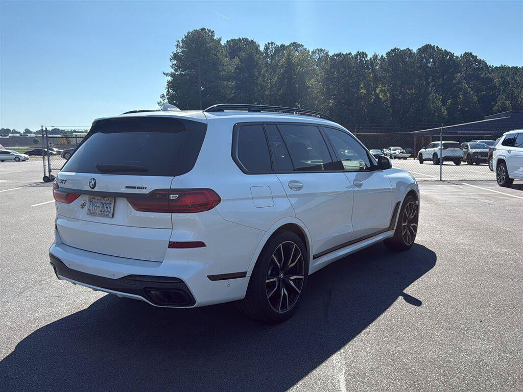 Used 2019 BMW X7 xDrive50i w/ M Sport Package AWD/4WD image 9