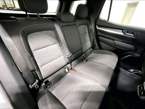 Used 2025 GMC Terrain Elevation FWD image 32