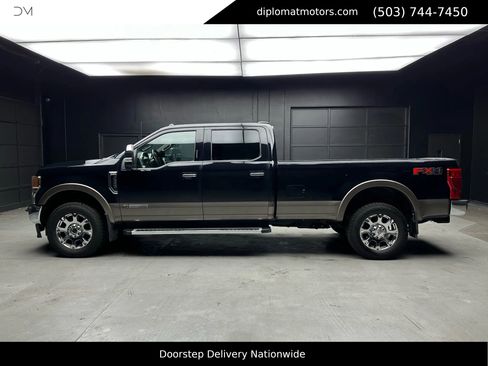 Used 2022 Ford F350 King Ranch w/ Chrome Package image 3