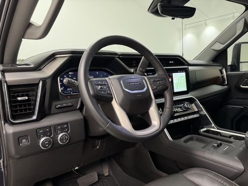 Used 2024 GMC Sierra 2500 Denali w/ Denali Reserve Package image 16