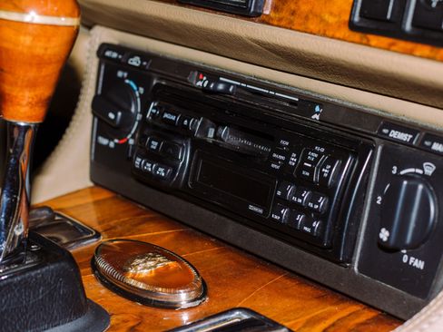 Used 1995 Jaguar XJS 4.0 Convertible image 33