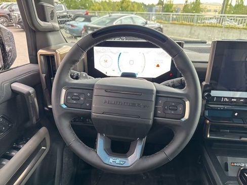 New 2025 GMC Hummer EV 2X image 21