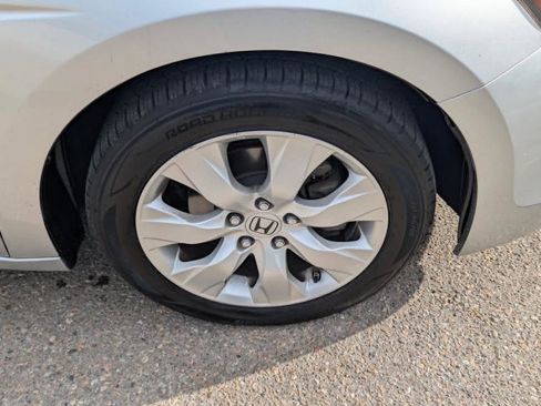 Used 2009 Honda Accord EX-L image 9