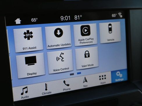 Used 2019 Ford F150 Lariat AWD/4WD image 8