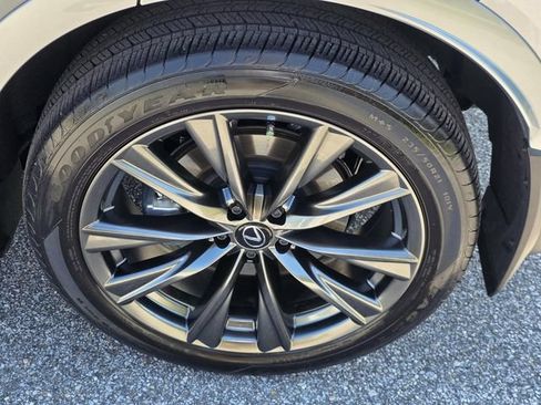 Used 2024 Lexus RX 350 F Sport w/ Convenience Package AWD/4WD image 40