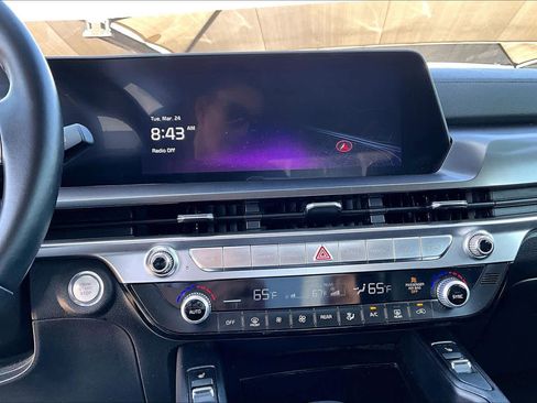 Used 2025 Kia Telluride S image 27
