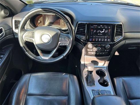 Used 2019 Jeep Grand Cherokee Limited image 13