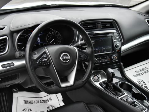 Used 2023 Nissan Maxima SV w/ Floor Mat Group image 16