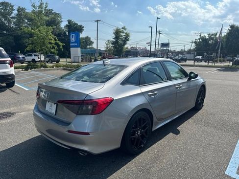 Used 2023 Honda Civic Sport image 8