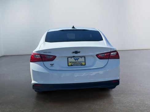 Used 2023 Chevrolet Malibu LS image 4