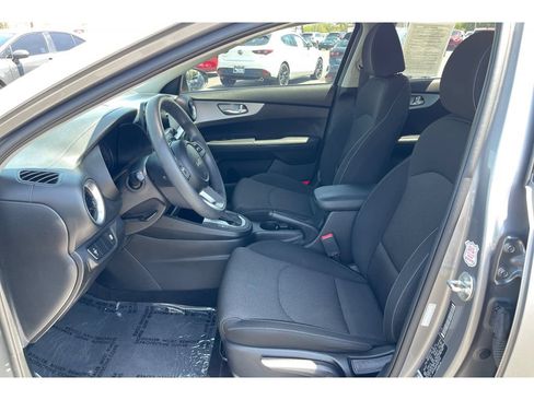 Used 2023 Kia Forte LXS FWD image 10