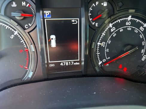 Used 2023 Toyota 4Runner SR5 image 19