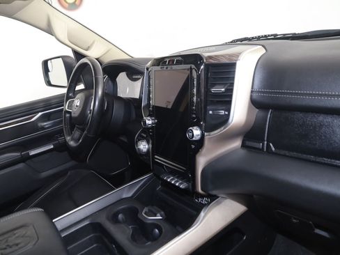 Used 2020 RAM 1500 Laramie AWD/4WD image 43
