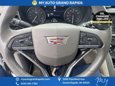 Used 2022 Cadillac XT6 Premium Luxury w/ Technology Package image 15