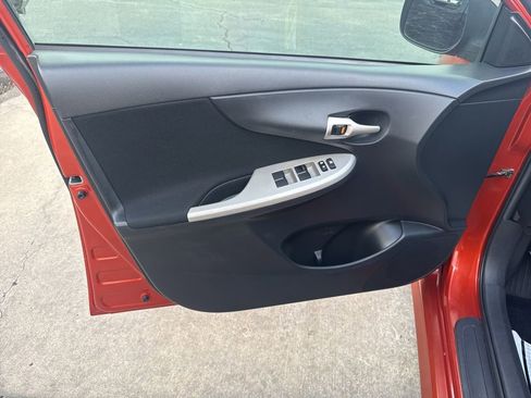 Used 2013 Toyota Corolla S Special Edition image 20