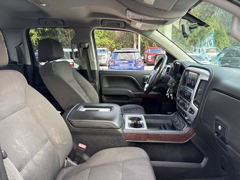 Used 2018 GMC Sierra 1500 SLE w/ SLE Value Package image 28