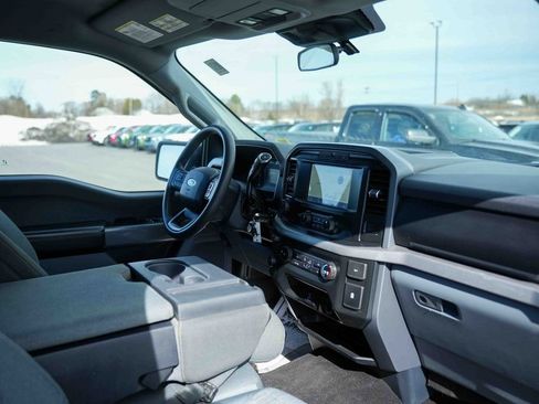 Used 2022 Ford F150 XLT w/ Trailer Tow Package image 14