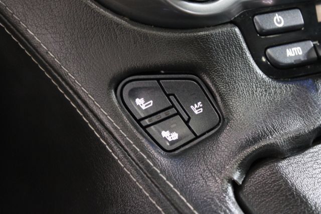 Used 2016 Chevrolet Suburban LTZ AWD/4WD image 21