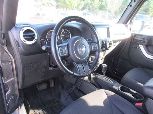 Used 2016 Jeep Wrangler Unlimited Sport w/ Quick Order Package 24S image 16