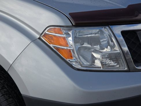 Used 2015 Nissan Frontier S w/ S Preferred Package image 41