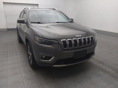 Used 2019 Jeep Cherokee Limited image 14