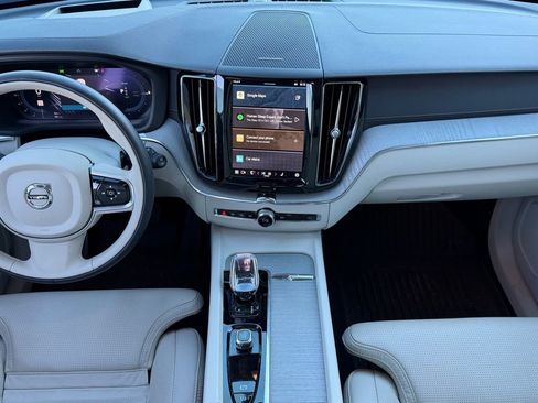 Used 2025 Volvo XC60 T8 Ultra w/ Protection Package Premier image 10