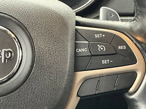 Used 2015 Jeep Grand Cherokee Limited AWD/4WD image 18
