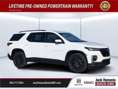 Used 2023 Chevrolet Traverse RS